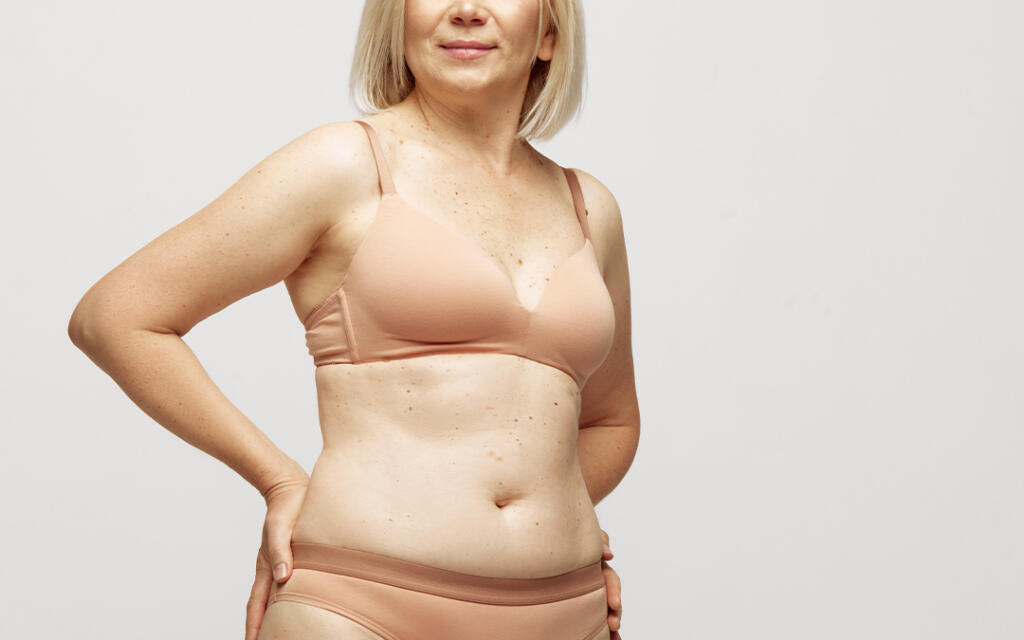 Reverse Abdominoplasty: Is It Right for You? - The Lucas Center